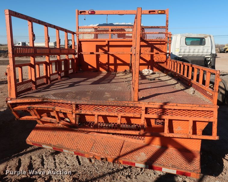 image for item GD9921 2015 Isuzu NPR flatbed truck