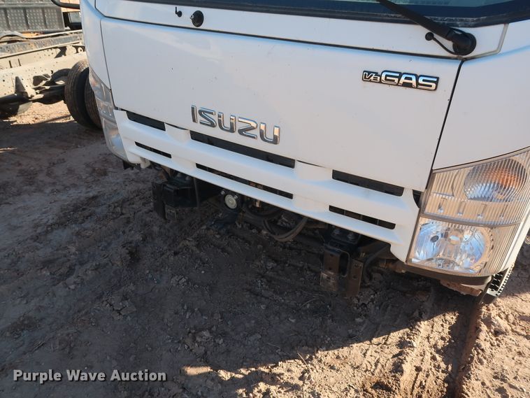 image for item GD9921 2015 Isuzu NPR flatbed truck