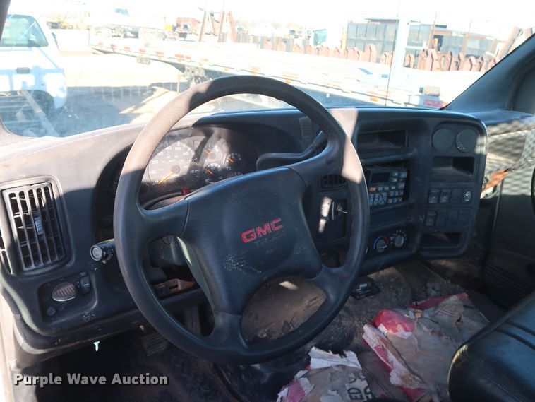 image for item GD9926 2008 GMC C5500 flatbed truck