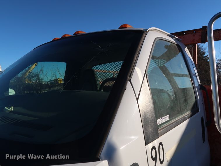 image for item GD9926 2008 GMC C5500 flatbed truck