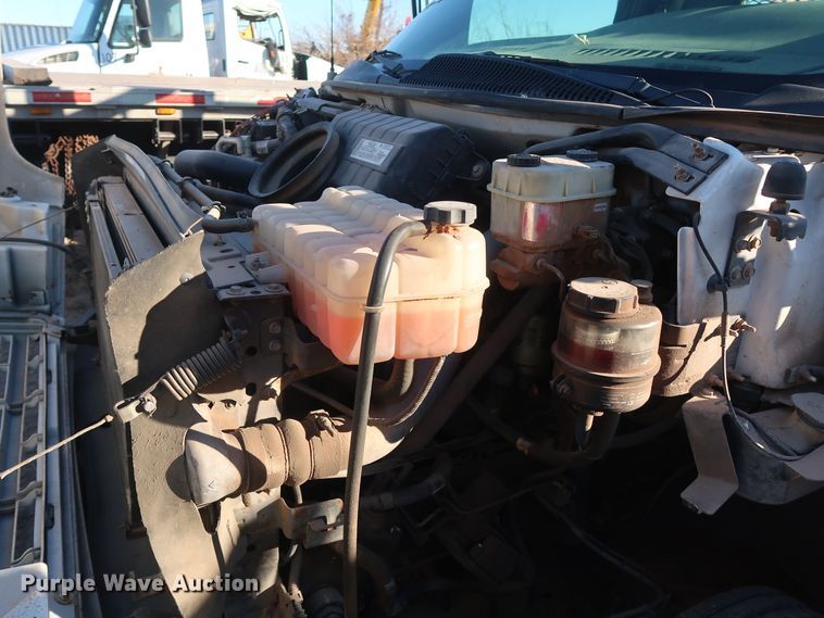 image for item GD9926 2008 GMC C5500 flatbed truck