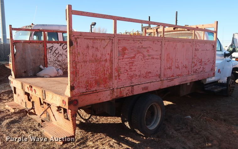 image for item GD9926 2008 GMC C5500 flatbed truck