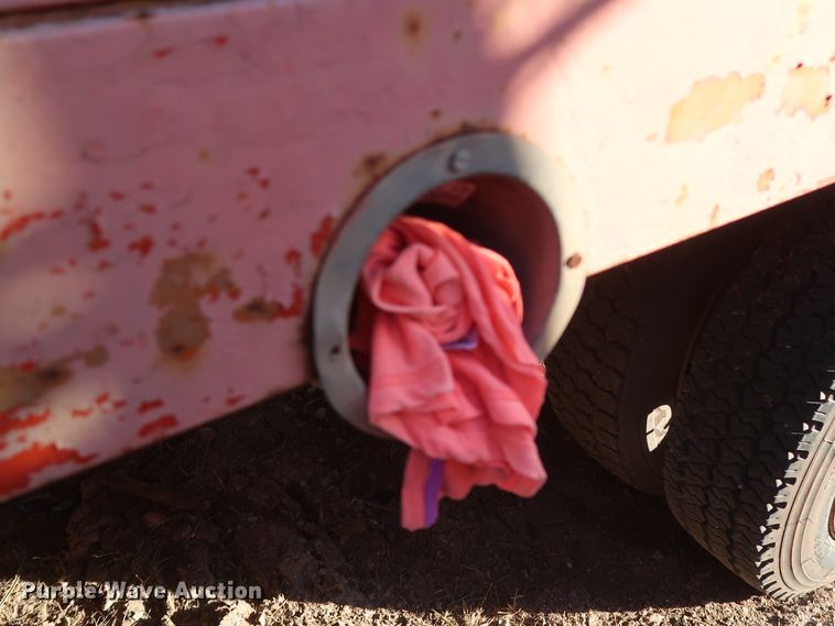 image for item GD9926 2008 GMC C5500 flatbed truck