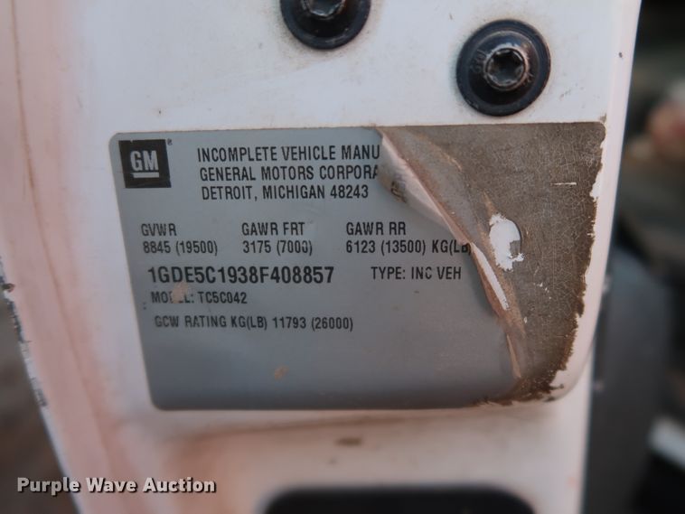 image for item GD9926 2008 GMC C5500 flatbed truck