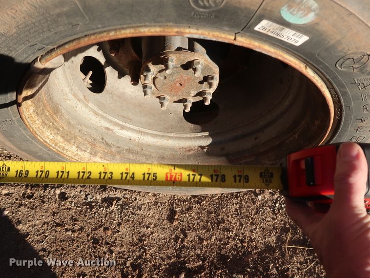 image for item GD9926 2008 GMC C5500 flatbed truck