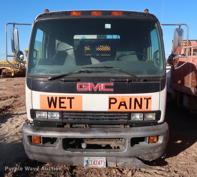 image for item GD9927 2002 GMC T6500 paint striper truck