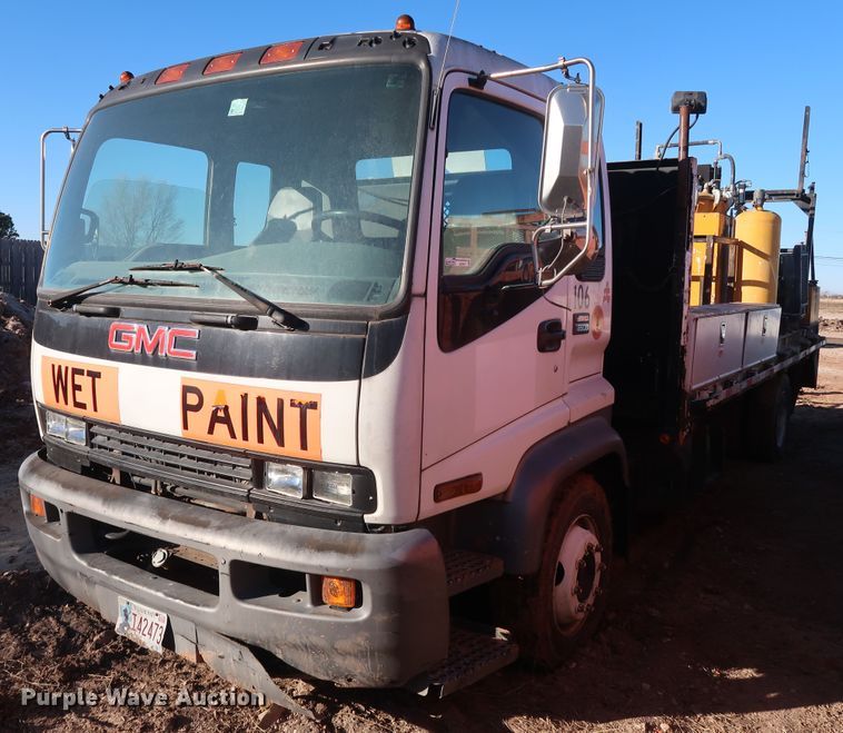 image for item GD9927 2002 GMC T6500 paint striper truck