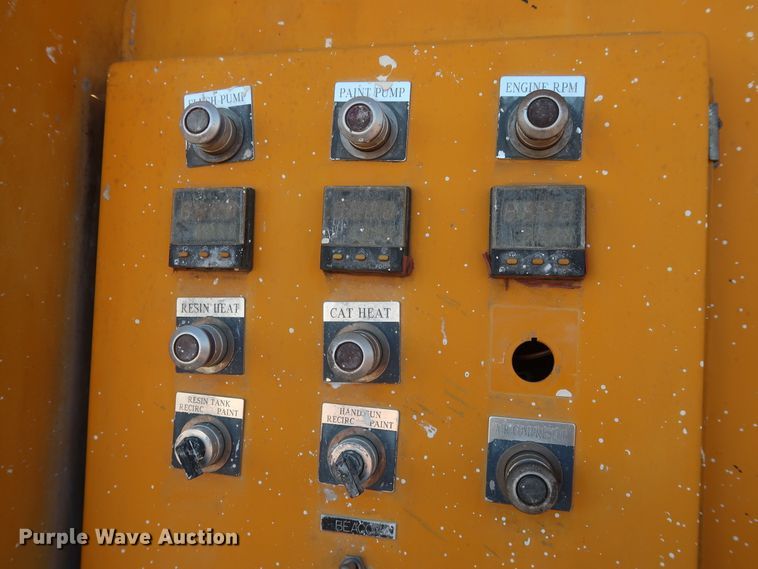 image for item GD9927 2002 GMC T6500 paint striper truck