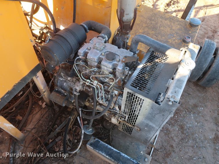 image for item GD9927 2002 GMC T6500 paint striper truck