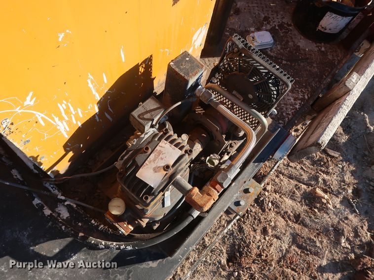 image for item GD9927 2002 GMC T6500 paint striper truck