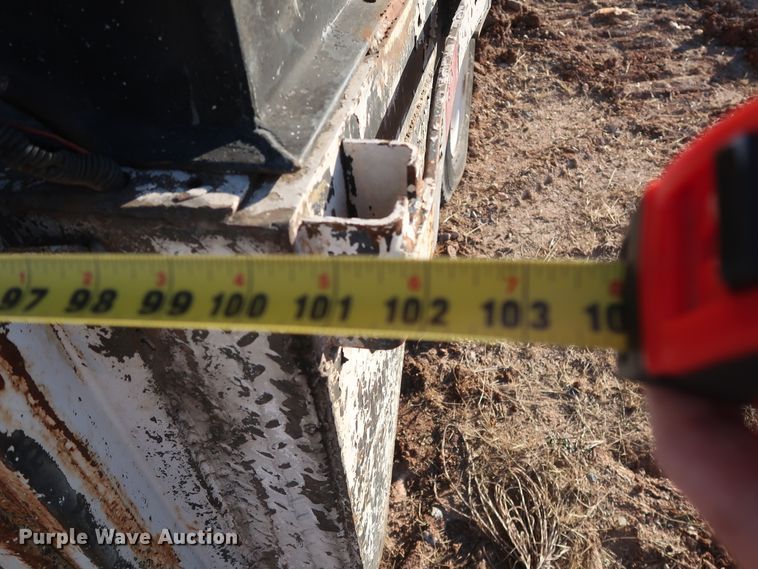 image for item GD9927 2002 GMC T6500 paint striper truck