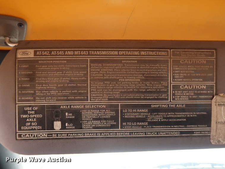 image for item GD9932 1997 Ford F800 bucket truck