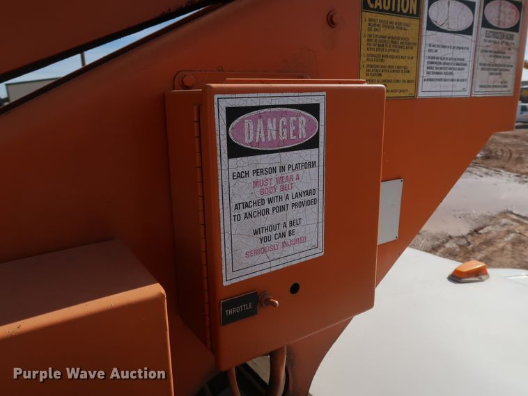 image for item GD9932 1997 Ford F800 bucket truck