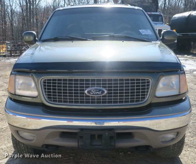 image for item DB10055 2001 Ford Expedition SUV