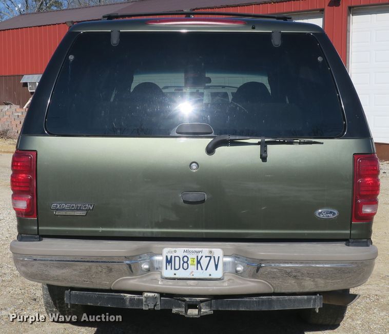 image for item DB10055 2001 Ford Expedition SUV