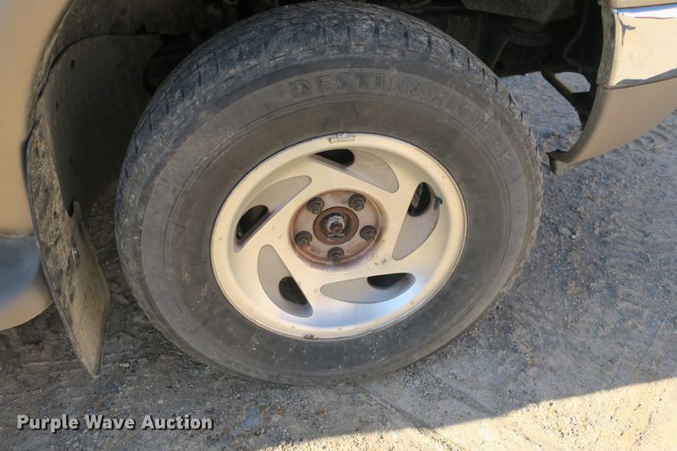 image for item DB10055 2001 Ford Expedition SUV