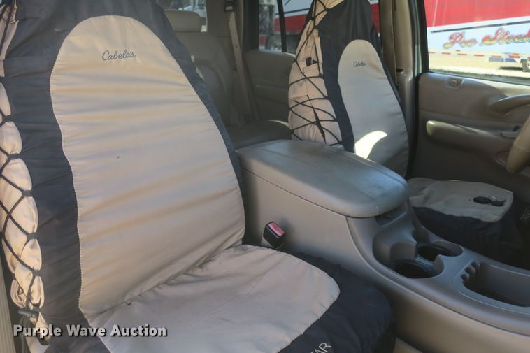 image for item DB10055 2001 Ford Expedition SUV