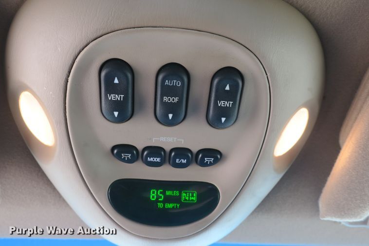 image for item DB10055 2001 Ford Expedition SUV