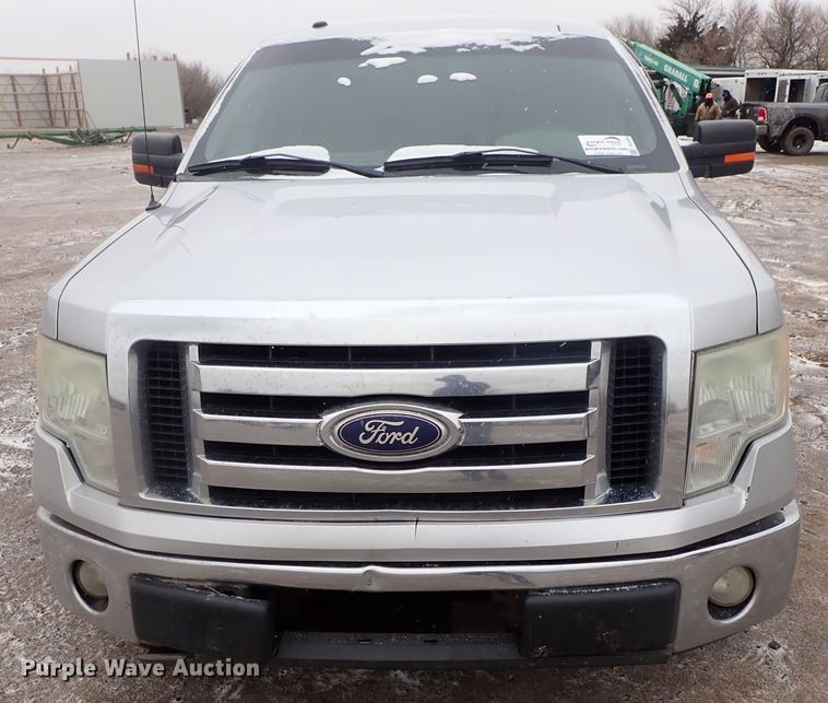 image for item DC3326 2010 Ford F150 SuperCab pickup truck