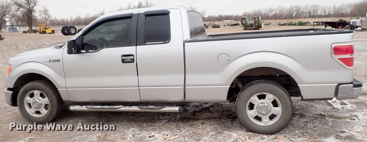 image for item DC3326 2010 Ford F150 SuperCab pickup truck