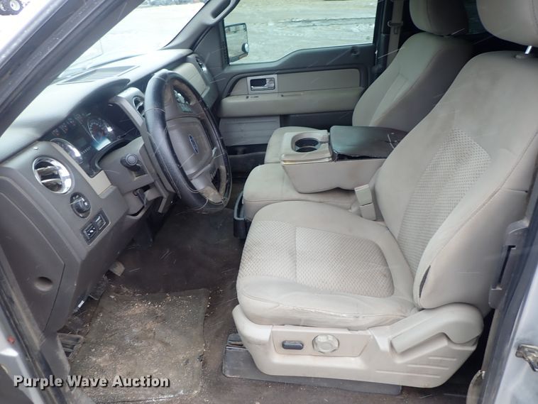 image for item DC3326 2010 Ford F150 SuperCab pickup truck