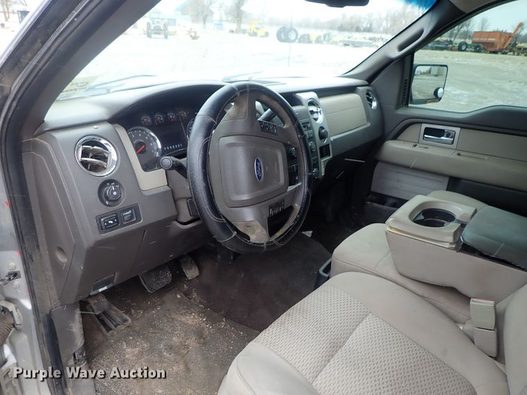 image for item DC3326 2010 Ford F150 SuperCab pickup truck