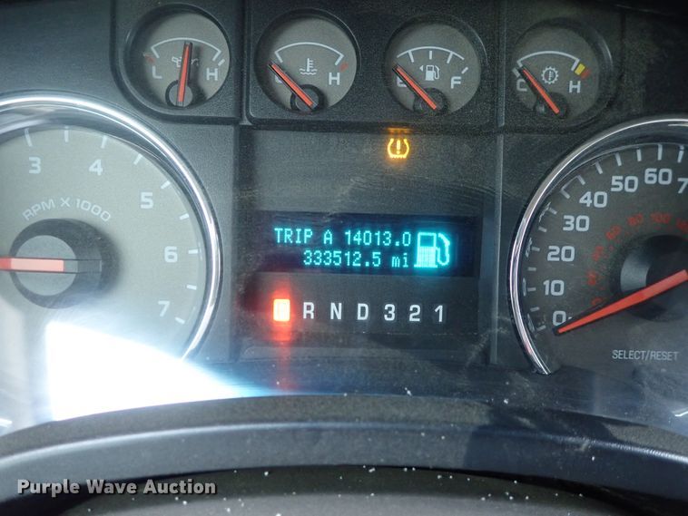 image for item DC3326 2010 Ford F150 SuperCab pickup truck