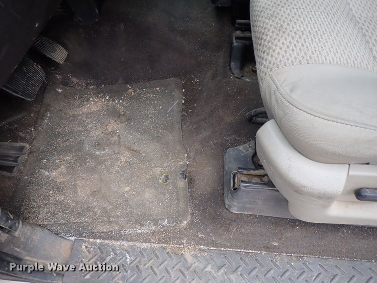 image for item DC3326 2010 Ford F150 SuperCab pickup truck