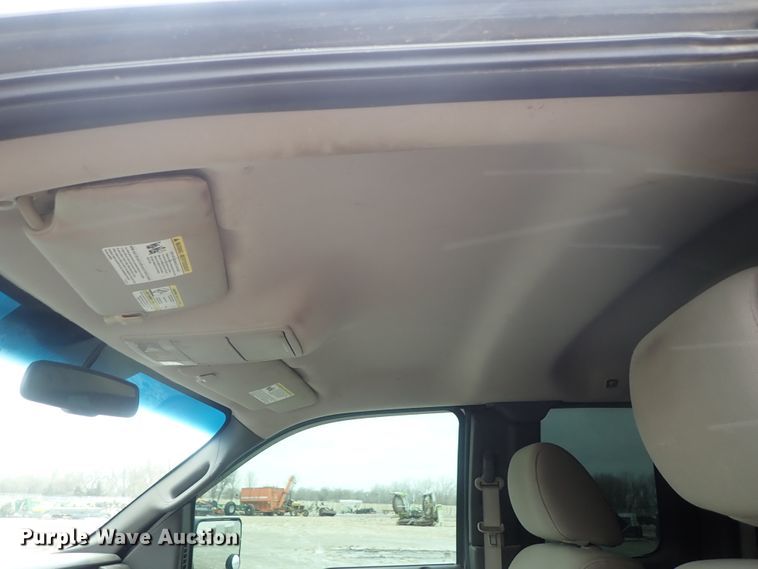 image for item DC3326 2010 Ford F150 SuperCab pickup truck