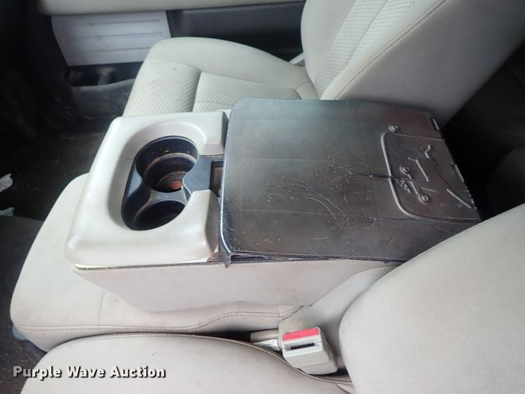 image for item DC3326 2010 Ford F150 SuperCab pickup truck