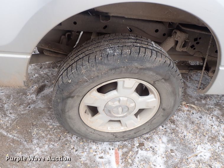 image for item DC3326 2010 Ford F150 SuperCab pickup truck