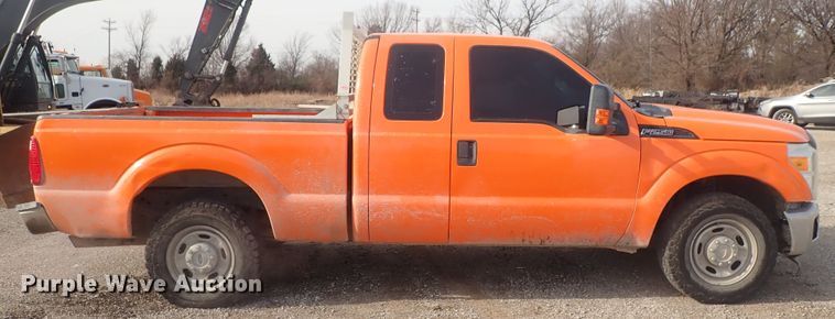 image for item DC3362 2013 Ford F250 Super Duty SuperCab pickup truck