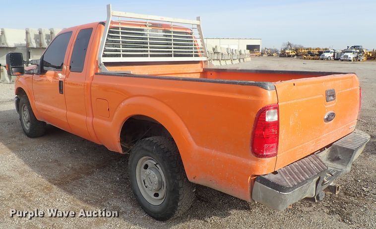 image for item DC3362 2013 Ford F250 Super Duty SuperCab pickup truck