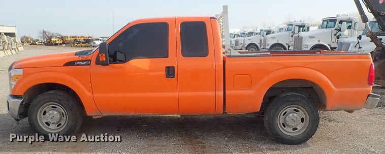 image for item DC3362 2013 Ford F250 Super Duty SuperCab pickup truck