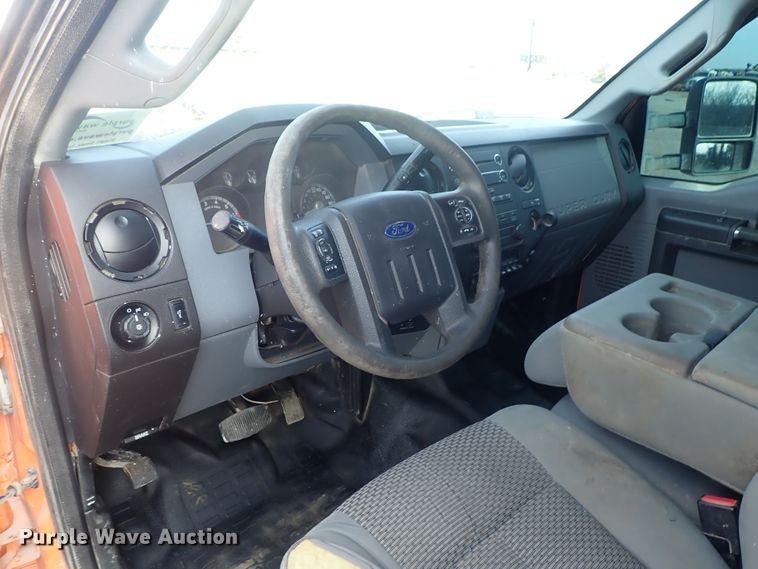 image for item DC3362 2013 Ford F250 Super Duty SuperCab pickup truck