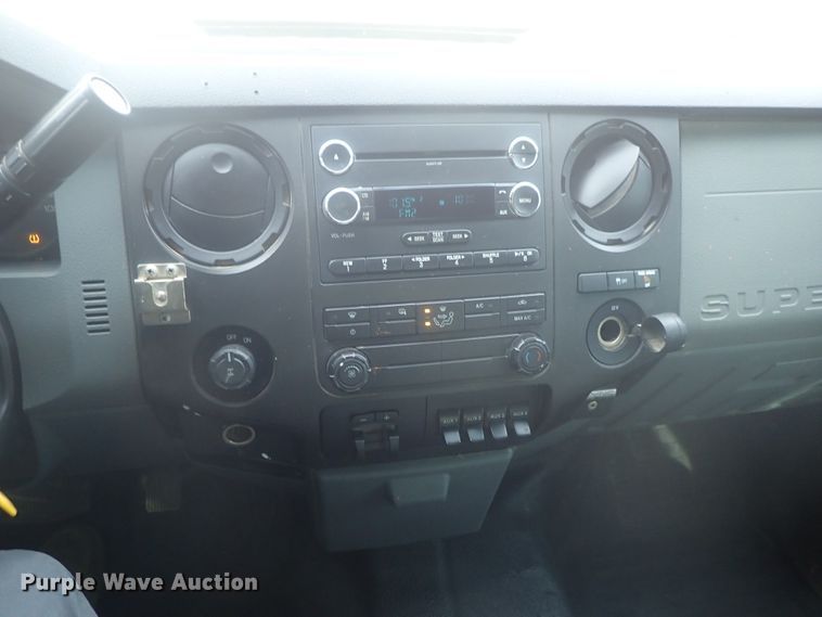 image for item DC3362 2013 Ford F250 Super Duty SuperCab pickup truck