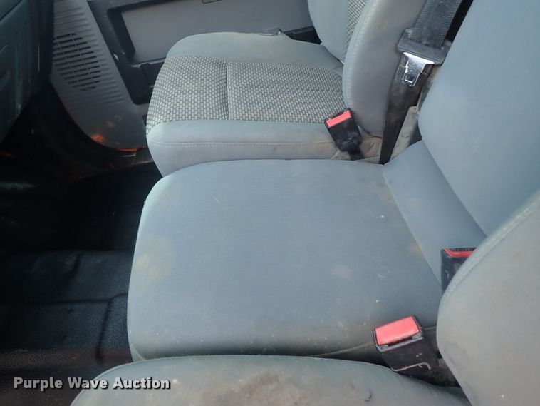 image for item DC3362 2013 Ford F250 Super Duty SuperCab pickup truck