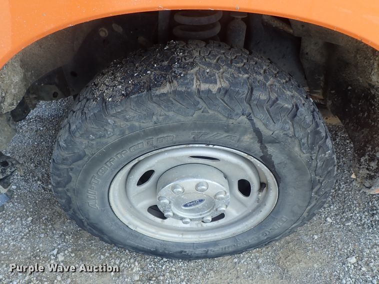 image for item DC3362 2013 Ford F250 Super Duty SuperCab pickup truck