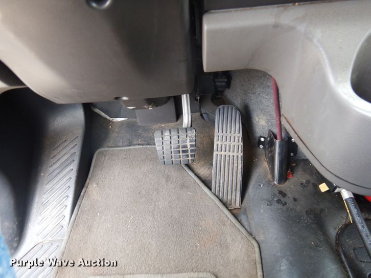 image for item DD3035 2012 Freightliner M2 106 box truck