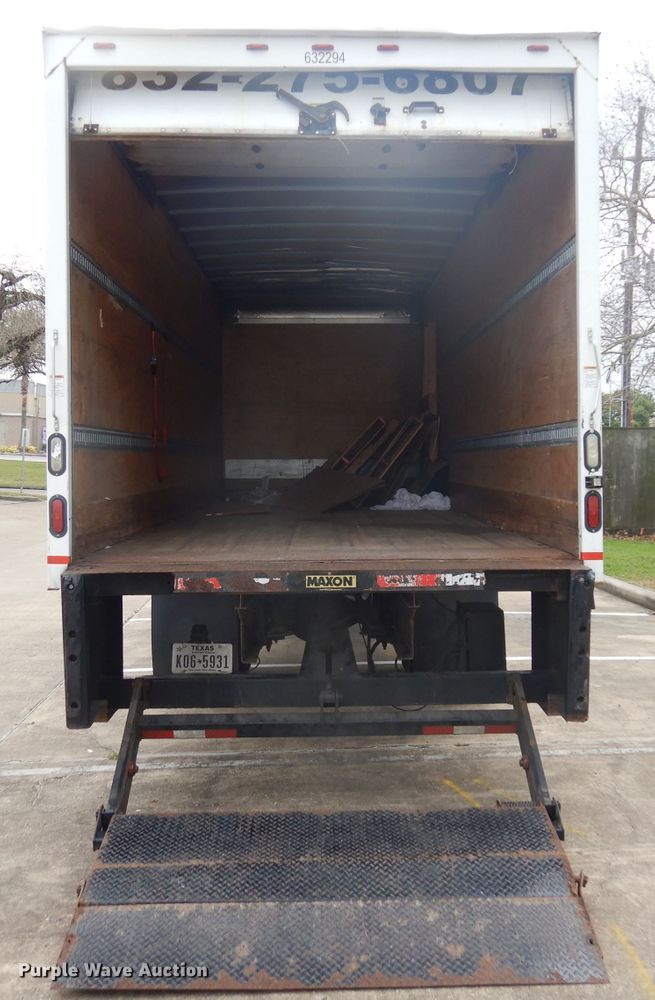 image for item DD3035 2012 Freightliner M2 106 box truck