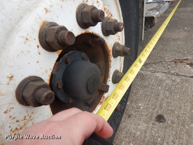 image for item DD3035 2012 Freightliner M2 106 box truck