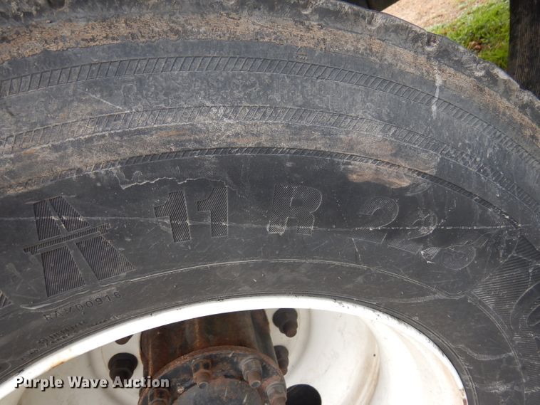 image for item DD3035 2012 Freightliner M2 106 box truck