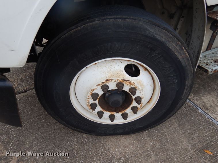 image for item DD3035 2012 Freightliner M2 106 box truck