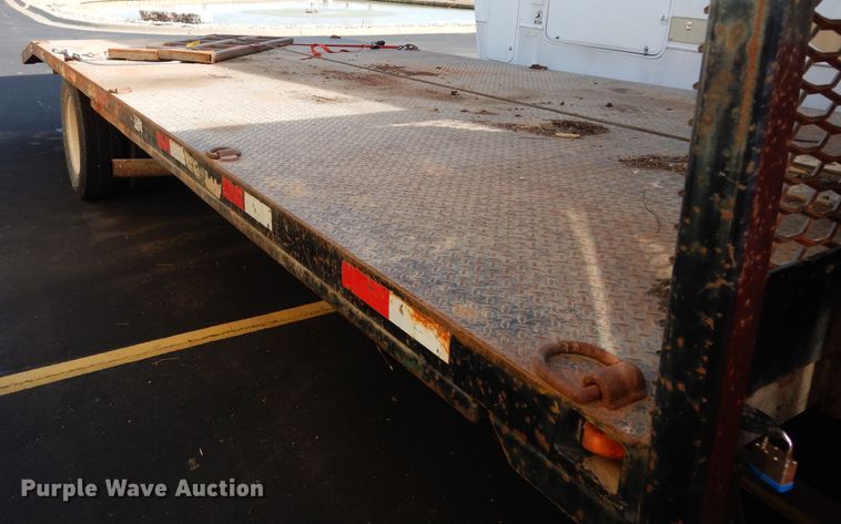 image for item DE4310 1988 International S1600 flatbed truck