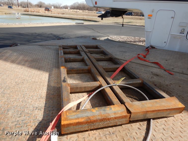 image for item DE4310 1988 International S1600 flatbed truck