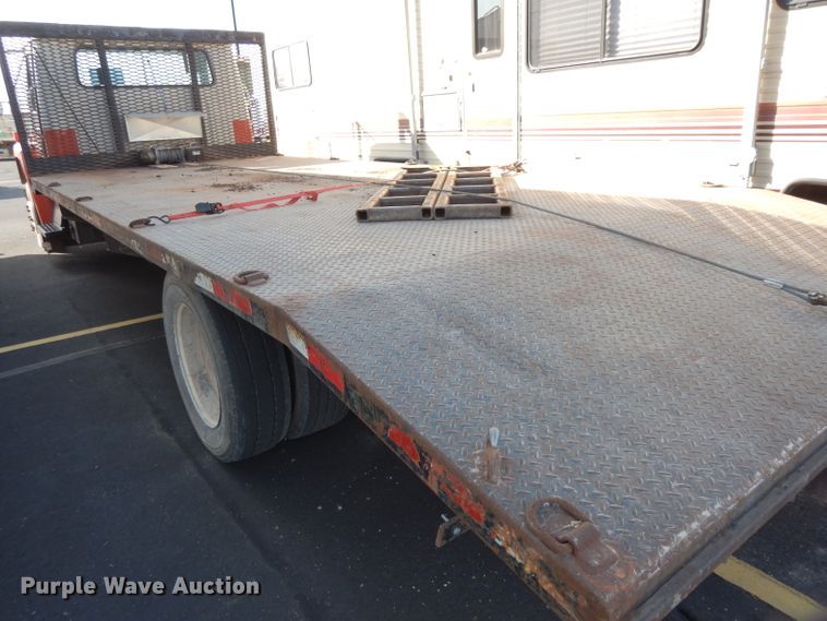 image for item DE4310 1988 International S1600 flatbed truck