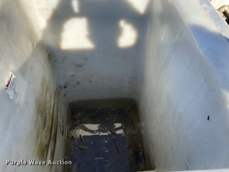 image for item DF6621 2007 International 4300 bucket truck