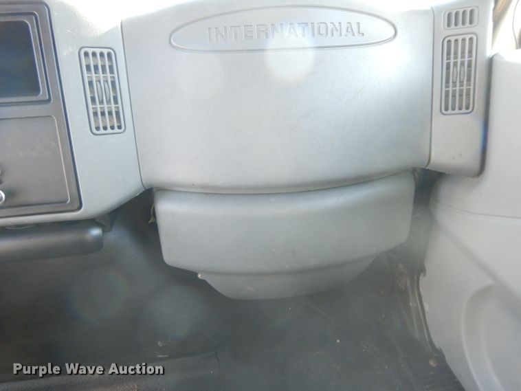 image for item DF6622 2007 International 4300 bucket truck