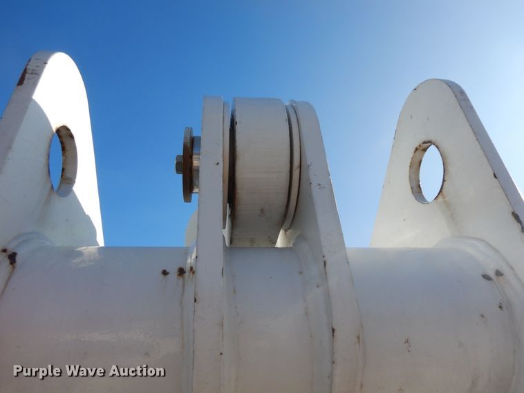 image for item DF6622 2007 International 4300 bucket truck