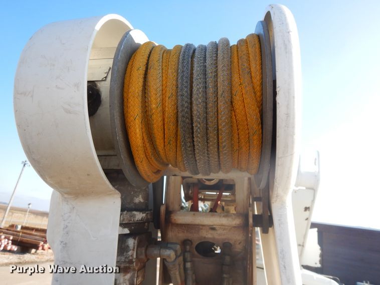 image for item DF6622 2007 International 4300 bucket truck